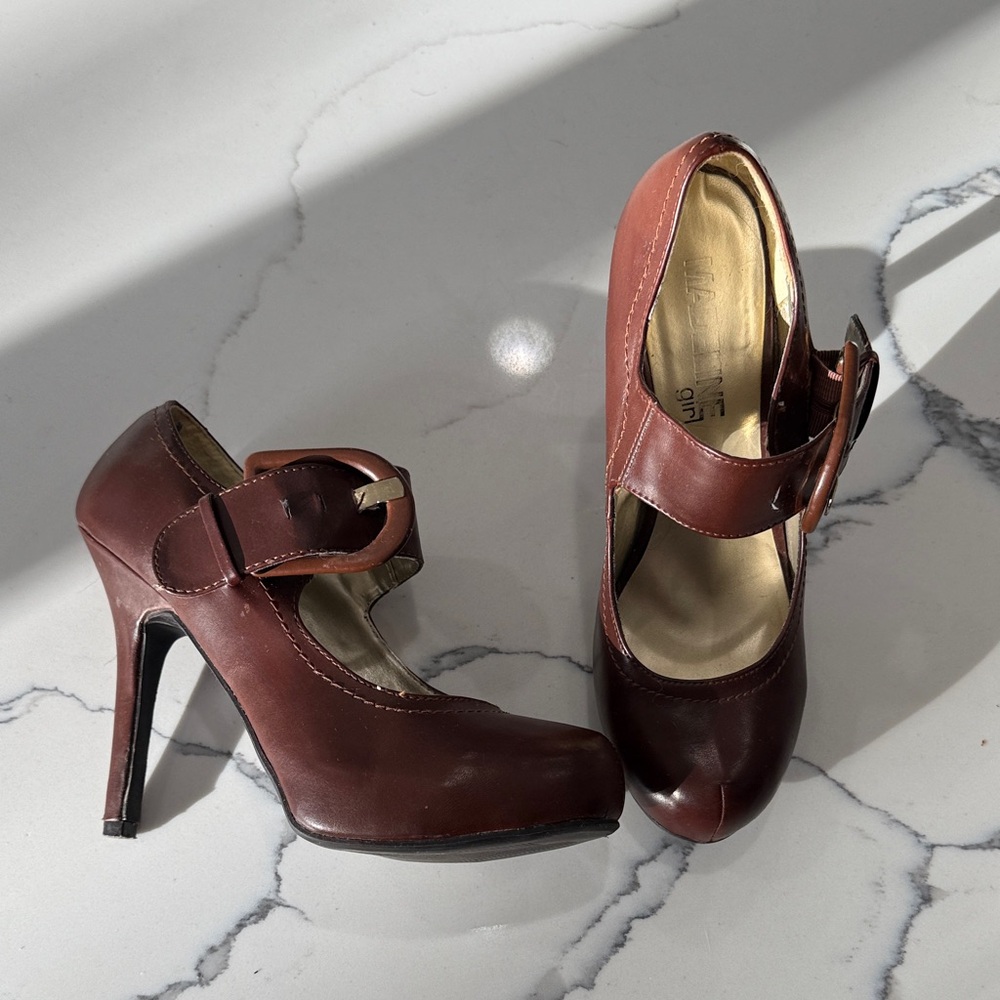 Elegant Brown Mary Jane Heels